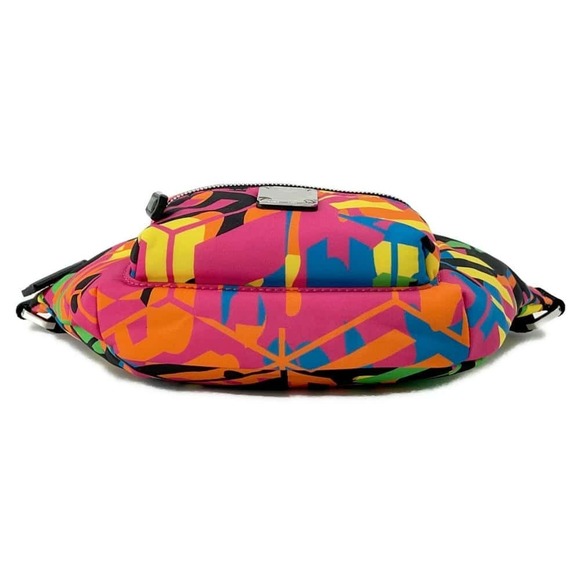 Mcm Waist Bag Logo Multicolor Black - Picture 4 of 10
